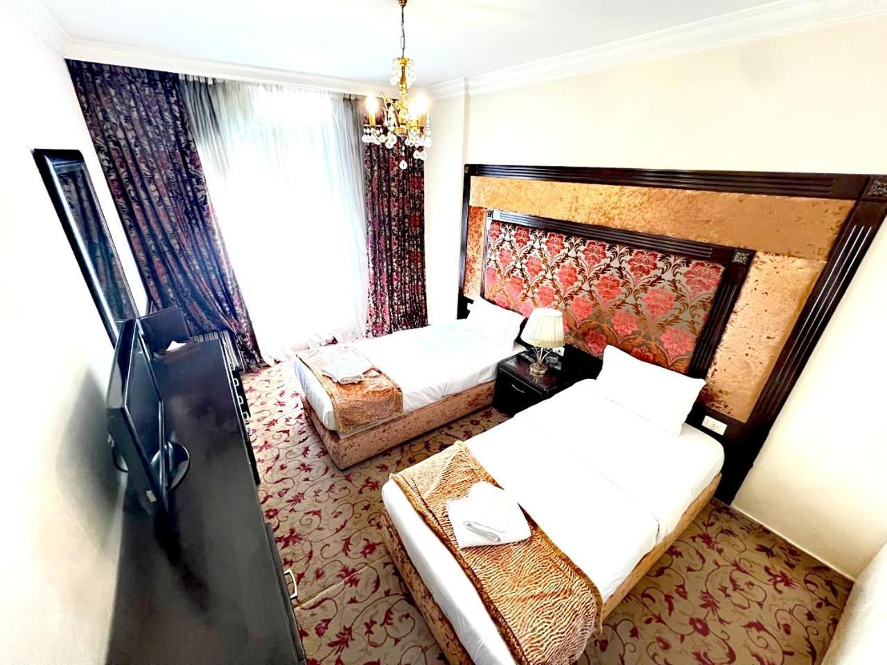 Queens Suite Hotel Бейрут Екстер'єр фото