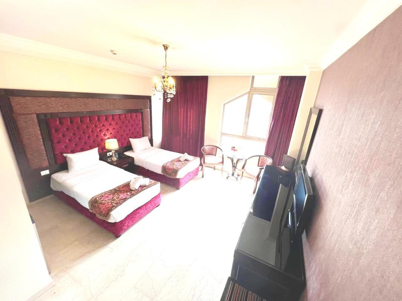 Queens Suite Hotel Бейрут Екстер'єр фото