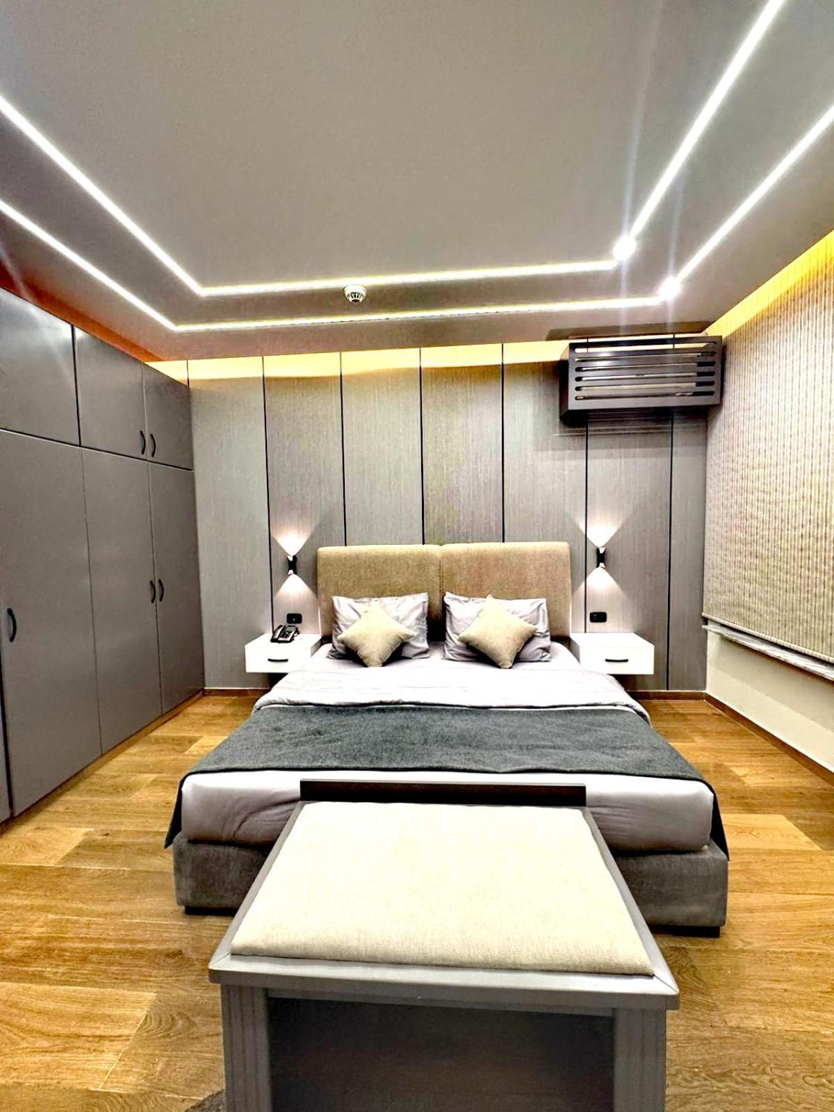 Queens Suite Hotel Бейрут Екстер'єр фото